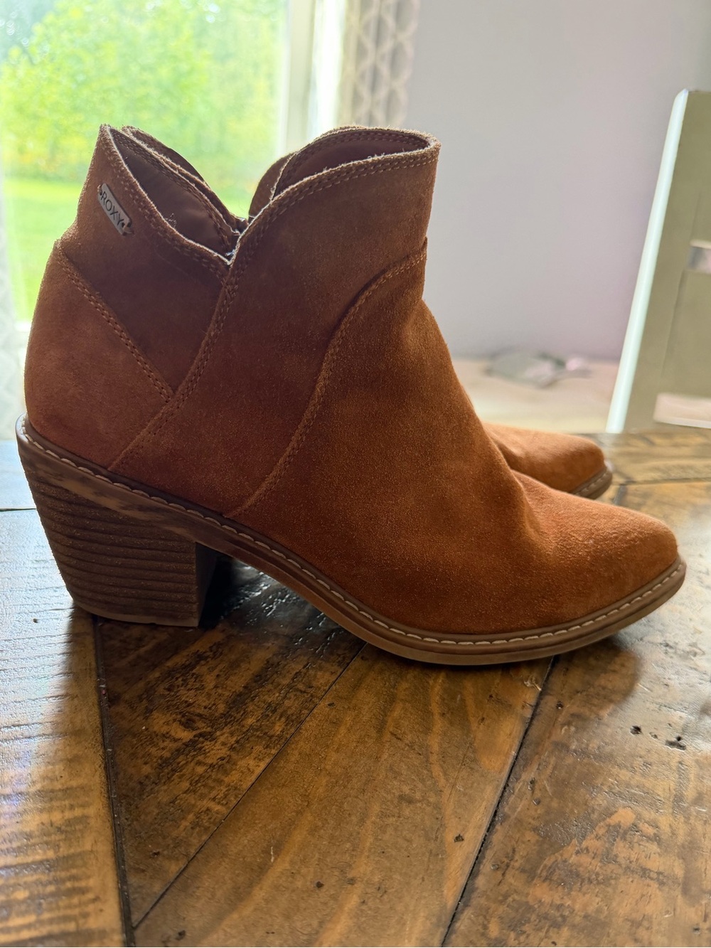 Roxy Cassidy Brown Suede Leather Ankle Boots – Women’s Size 10